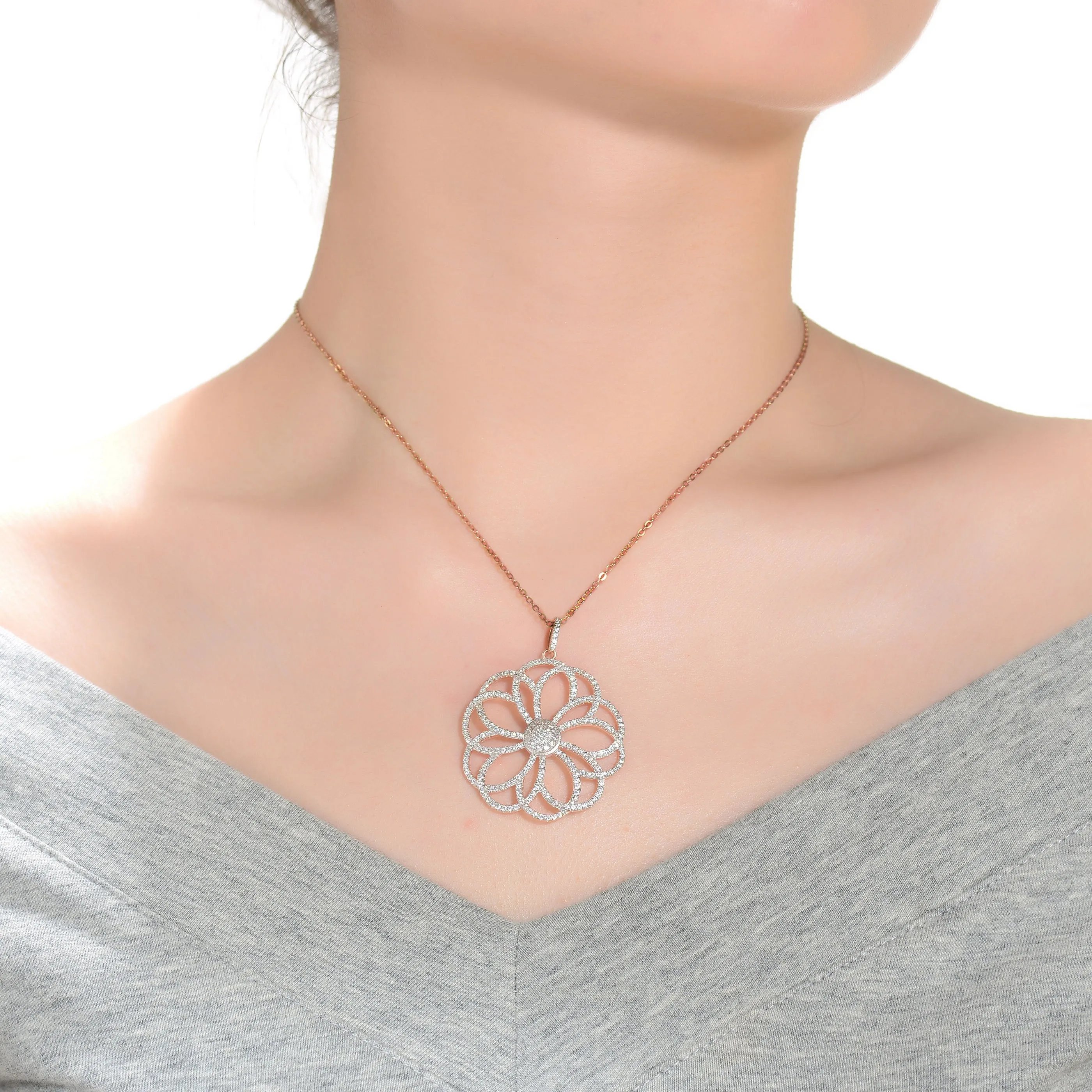 Anne Flower Necklace