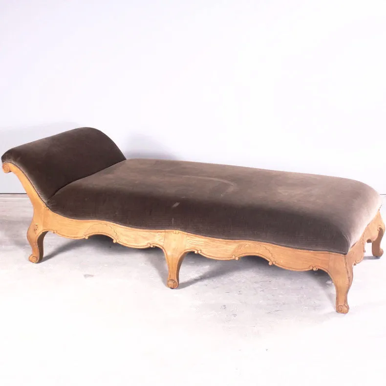 Gertrude Chaise