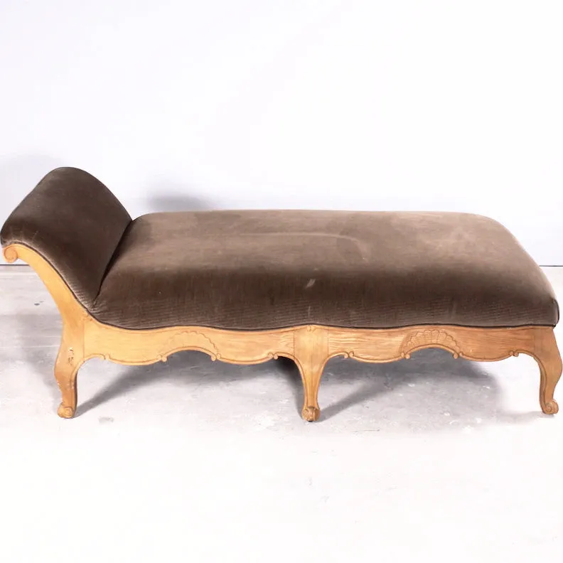 Gertrude Chaise